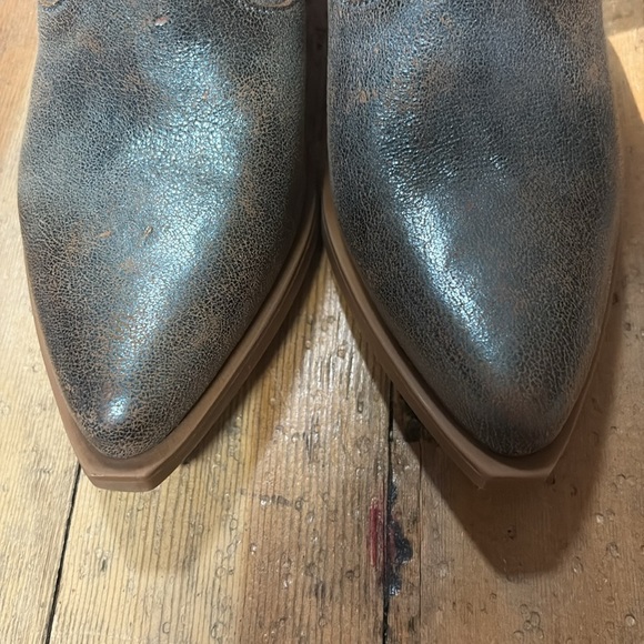 Ankle_Boots_&_Booties